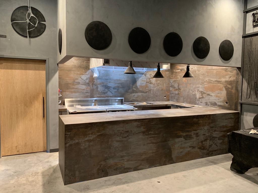 Heathrow Quartz Kitchen Countertops