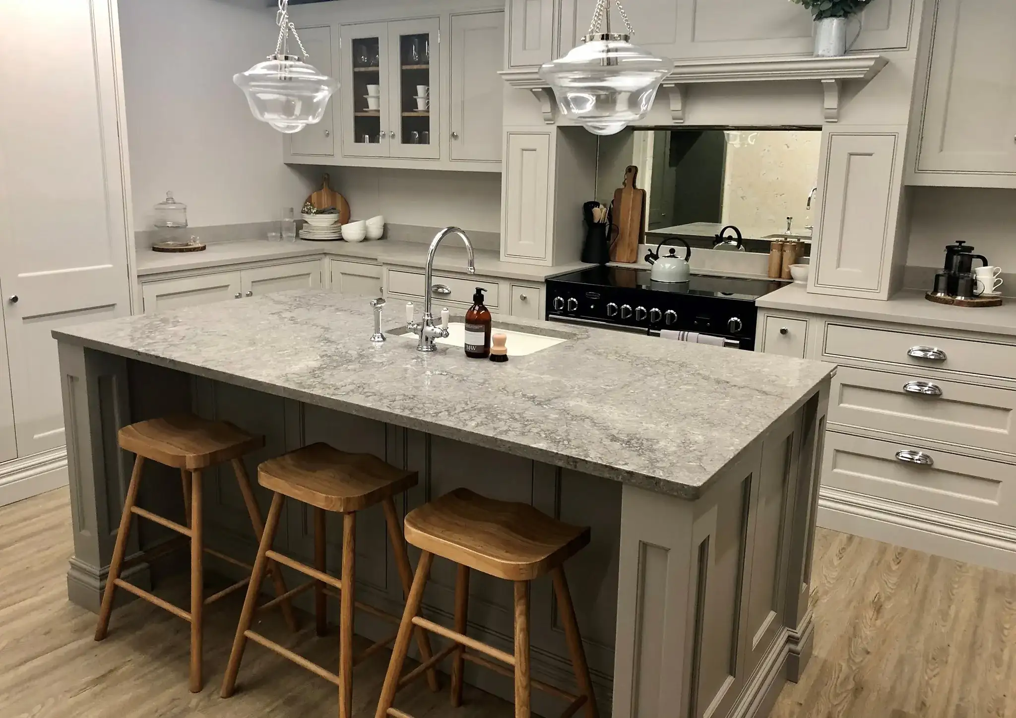 Mayfair Quartz Kitchen Countertops