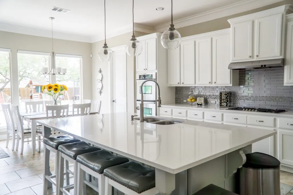 Park Royal Quartz Kitchen Countertops
